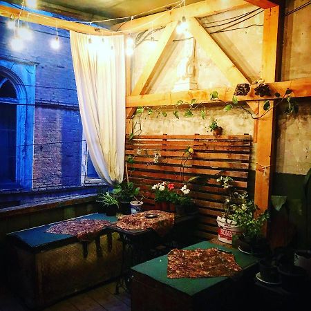 Tamaras Apartment Tbilisi Ngoại thất bức ảnh