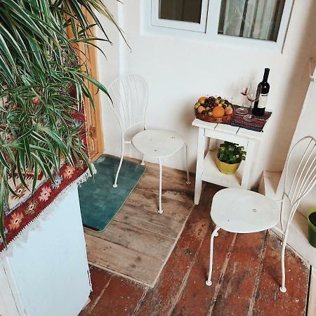 Tamaras Apartment Tbilisi Ngoại thất bức ảnh
