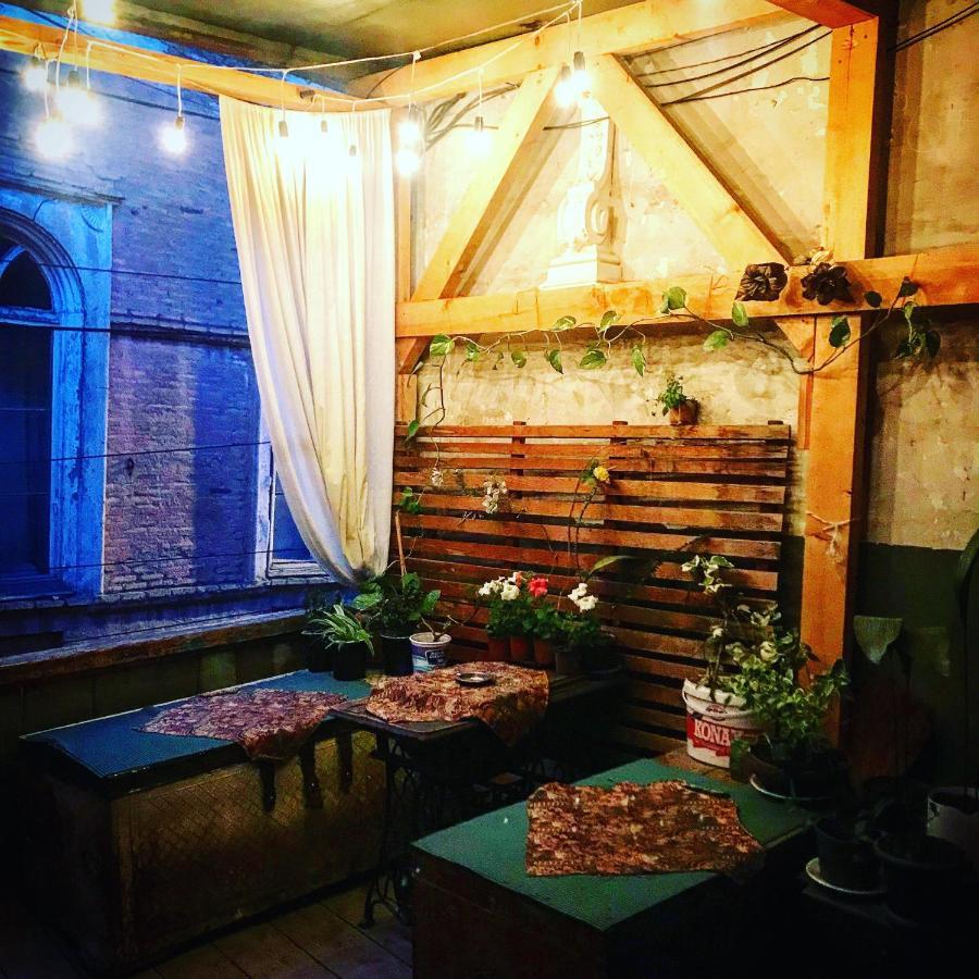 Tamaras Apartment Tbilisi Ngoại thất bức ảnh