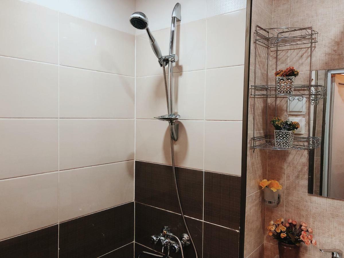 Tamaras Apartment Tbilisi Ngoại thất bức ảnh